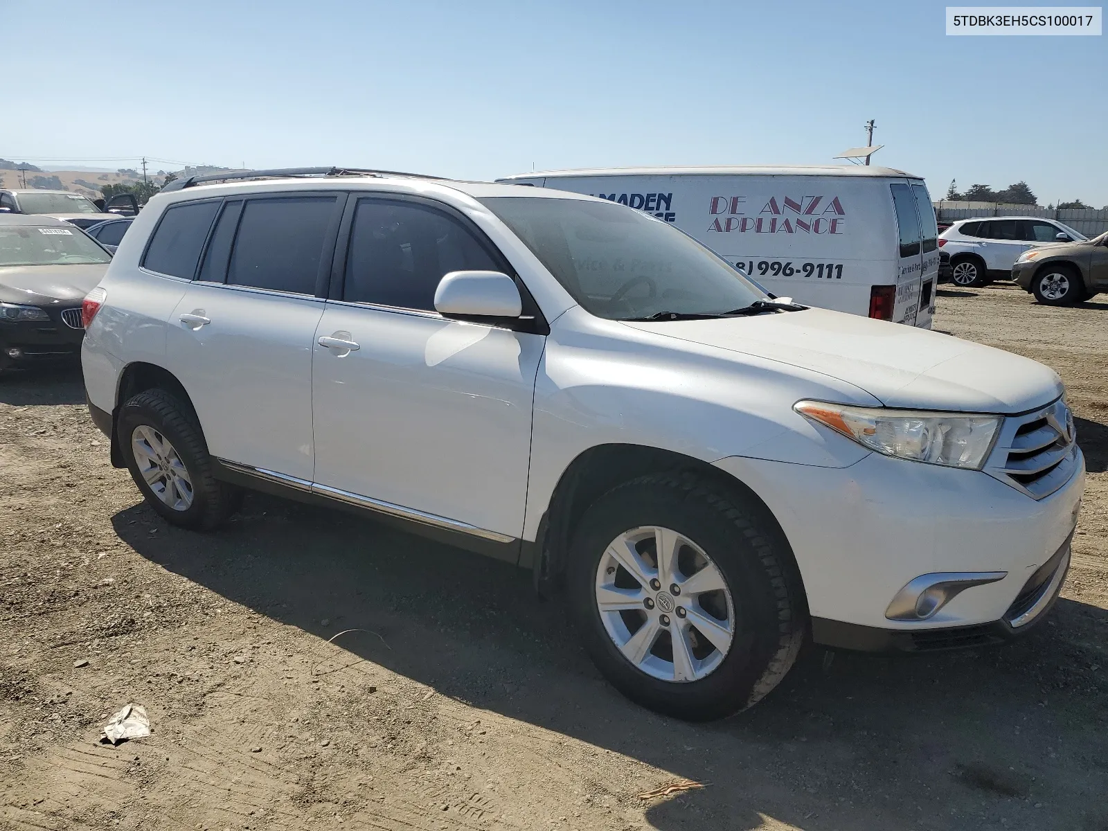 2012 Toyota Highlander Base VIN: 5TDBK3EH5CS100017 Lot: 65017684