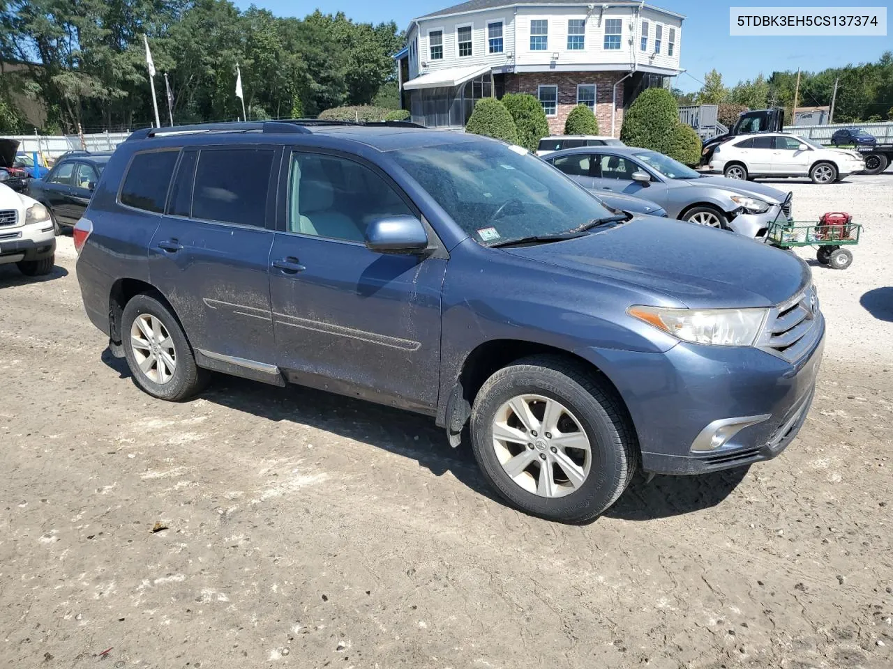 5TDBK3EH5CS137374 2012 Toyota Highlander Base