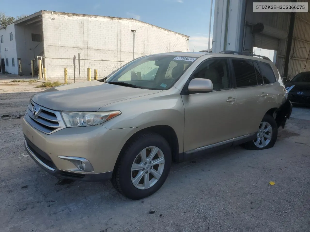 2012 Toyota Highlander Base VIN: 5TDZK3EH3CS066075 Lot: 71205064