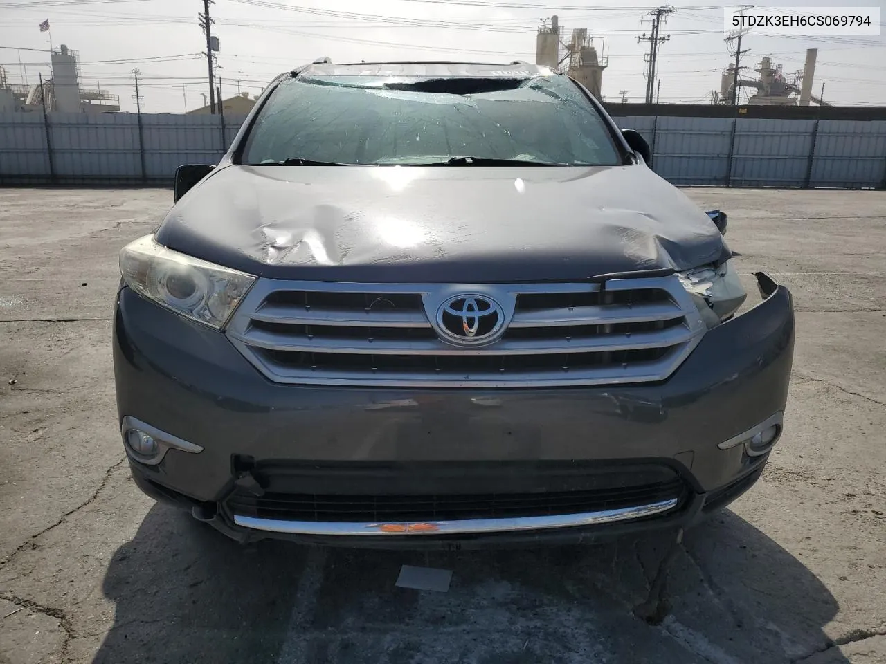 5TDZK3EH6CS069794 2012 Toyota Highlander Base