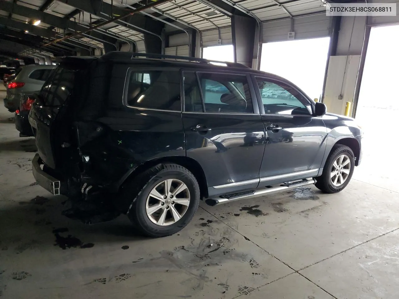 5TDZK3EH8CS068811 2012 Toyota Highlander Base