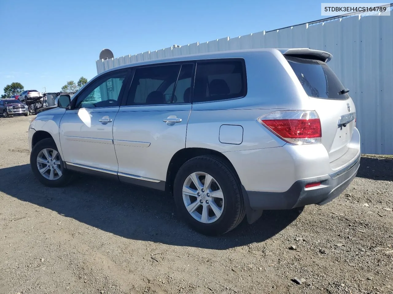 2012 Toyota Highlander Base VIN: 5TDBK3EH4CS164789 Lot: 73452354