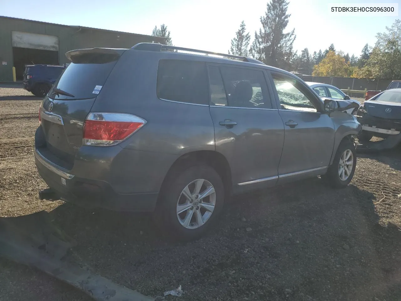 2012 Toyota Highlander Base VIN: 5TDBK3EH0CS096300 Lot: 74851244