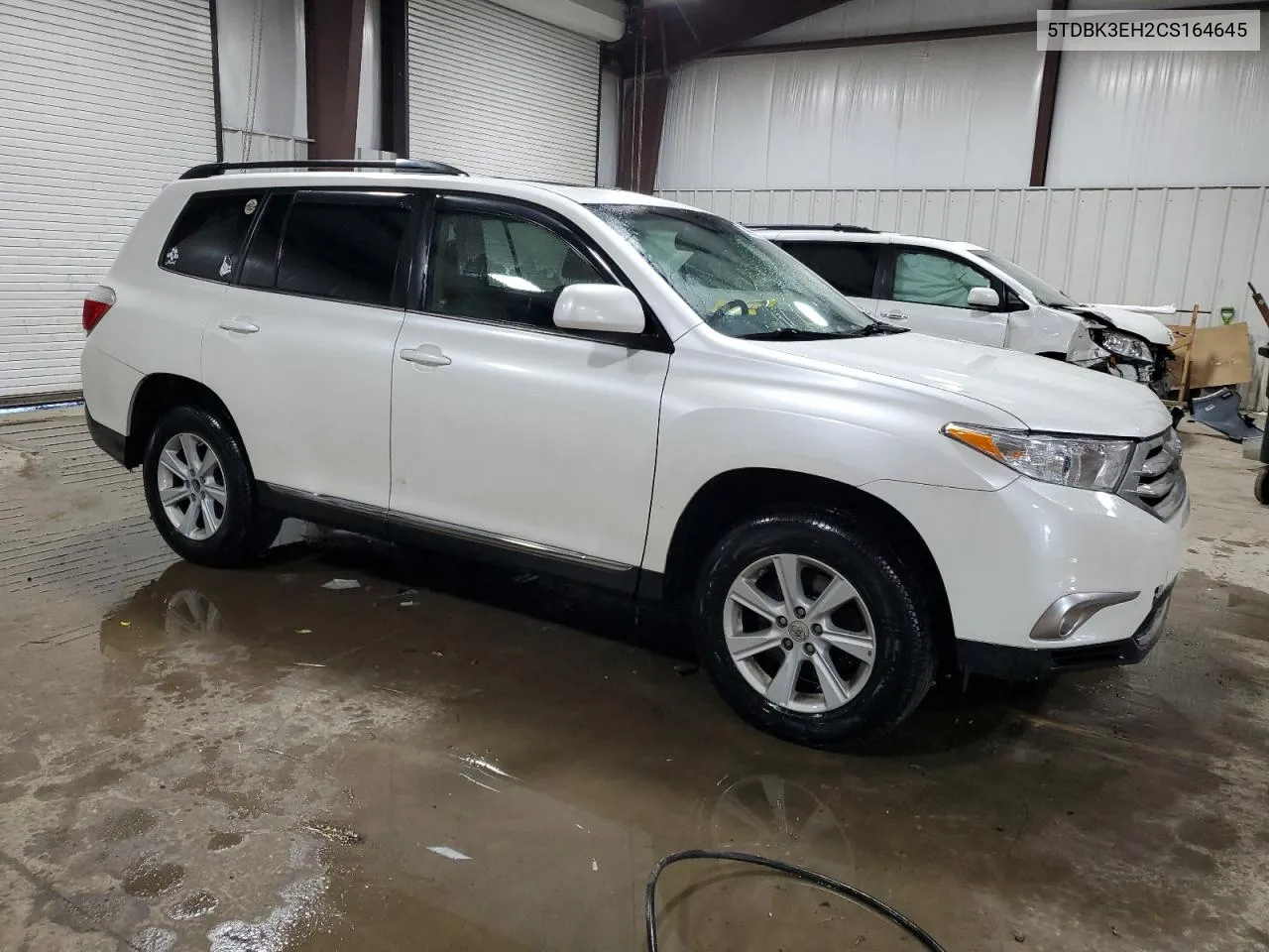 2012 Toyota Highlander Base VIN: 5TDBK3EH2CS164645 Lot: 75053804