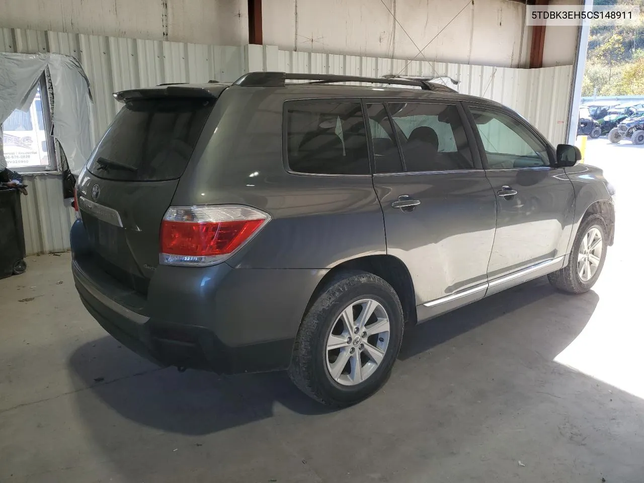 2012 Toyota Highlander Base VIN: 5TDBK3EH5CS148911 Lot: 76421214