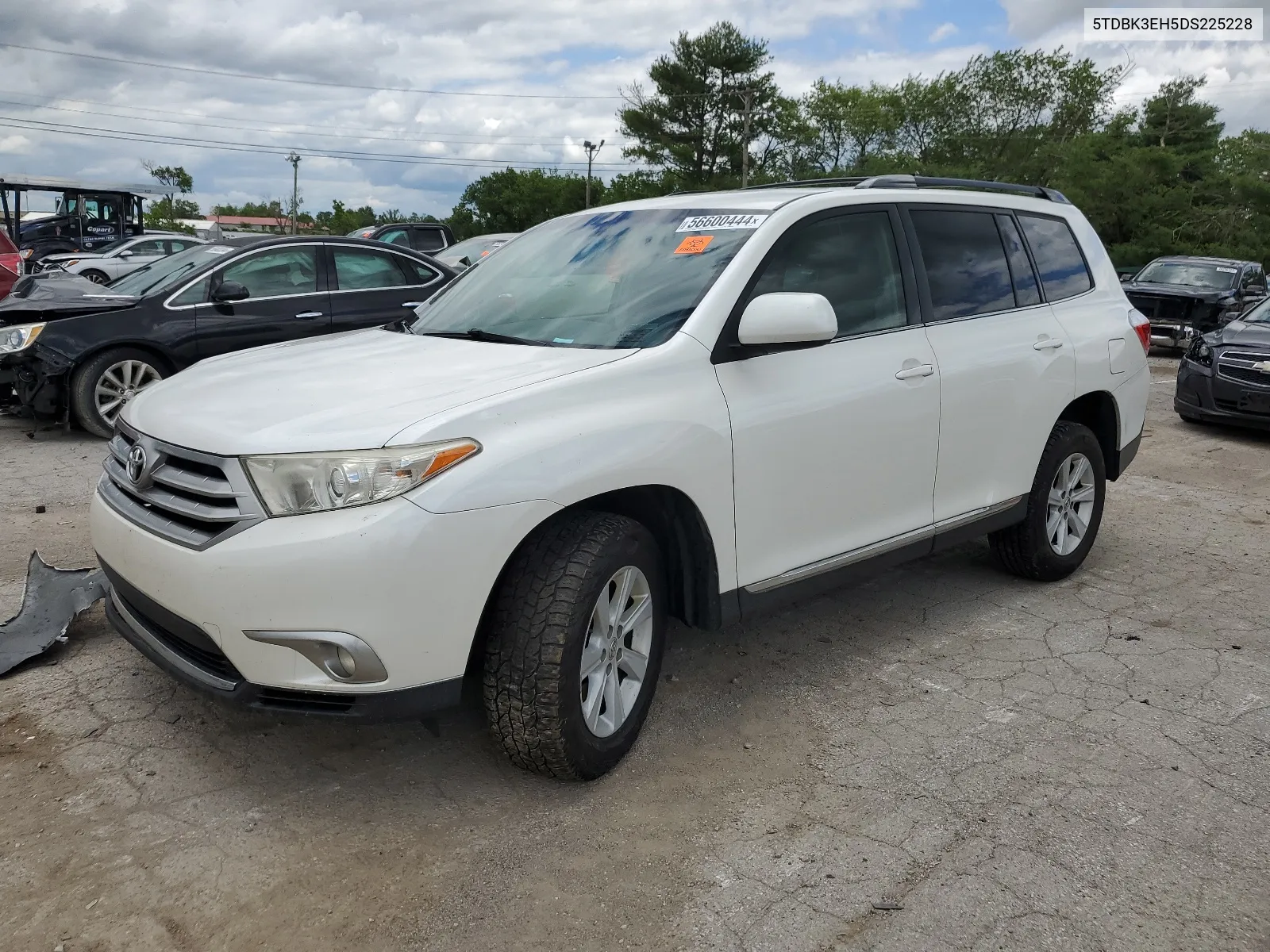 5TDBK3EH5DS225228 2013 Toyota Highlander Base