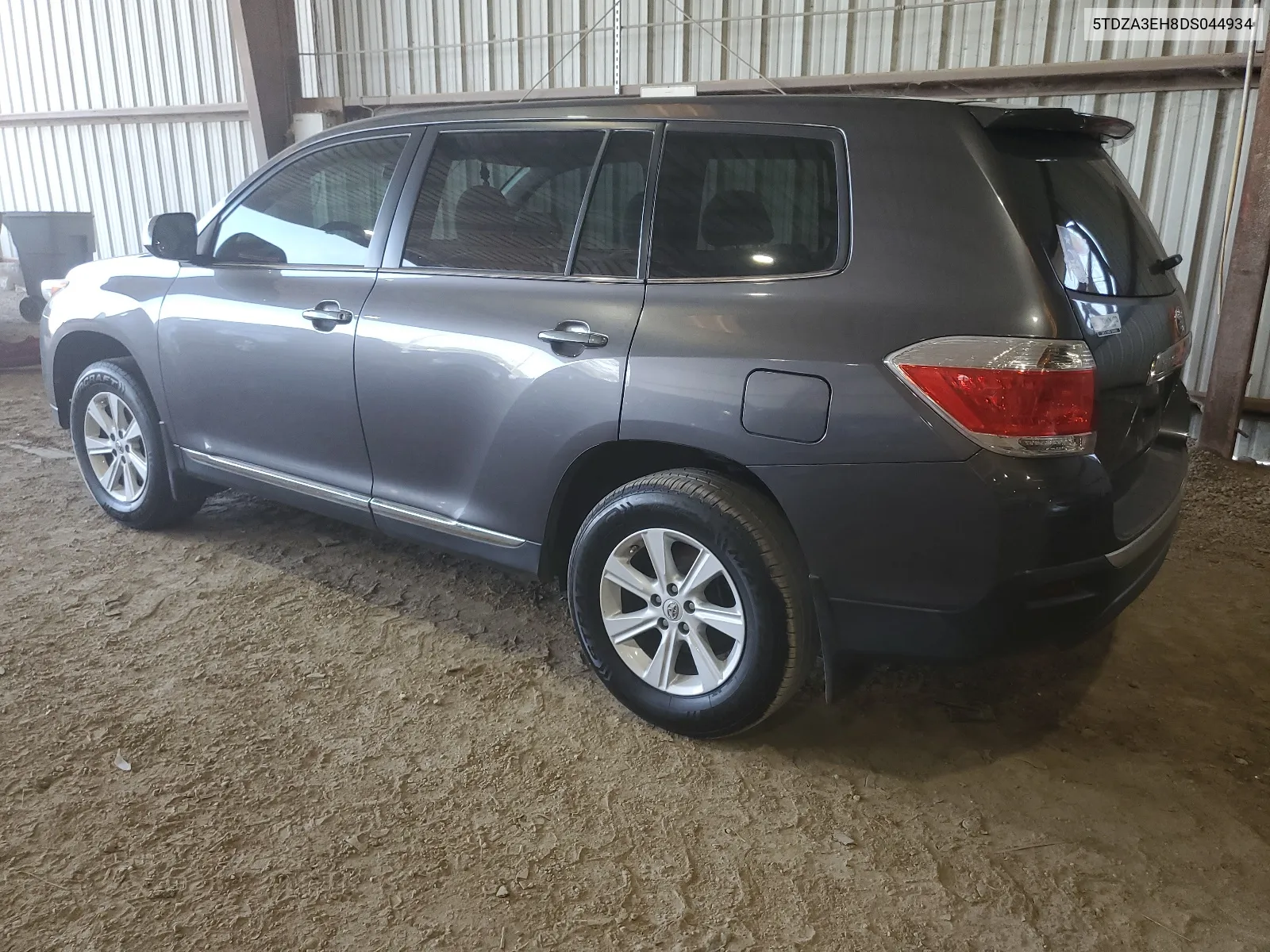 5TDZA3EH8DS044934 2013 Toyota Highlander Base