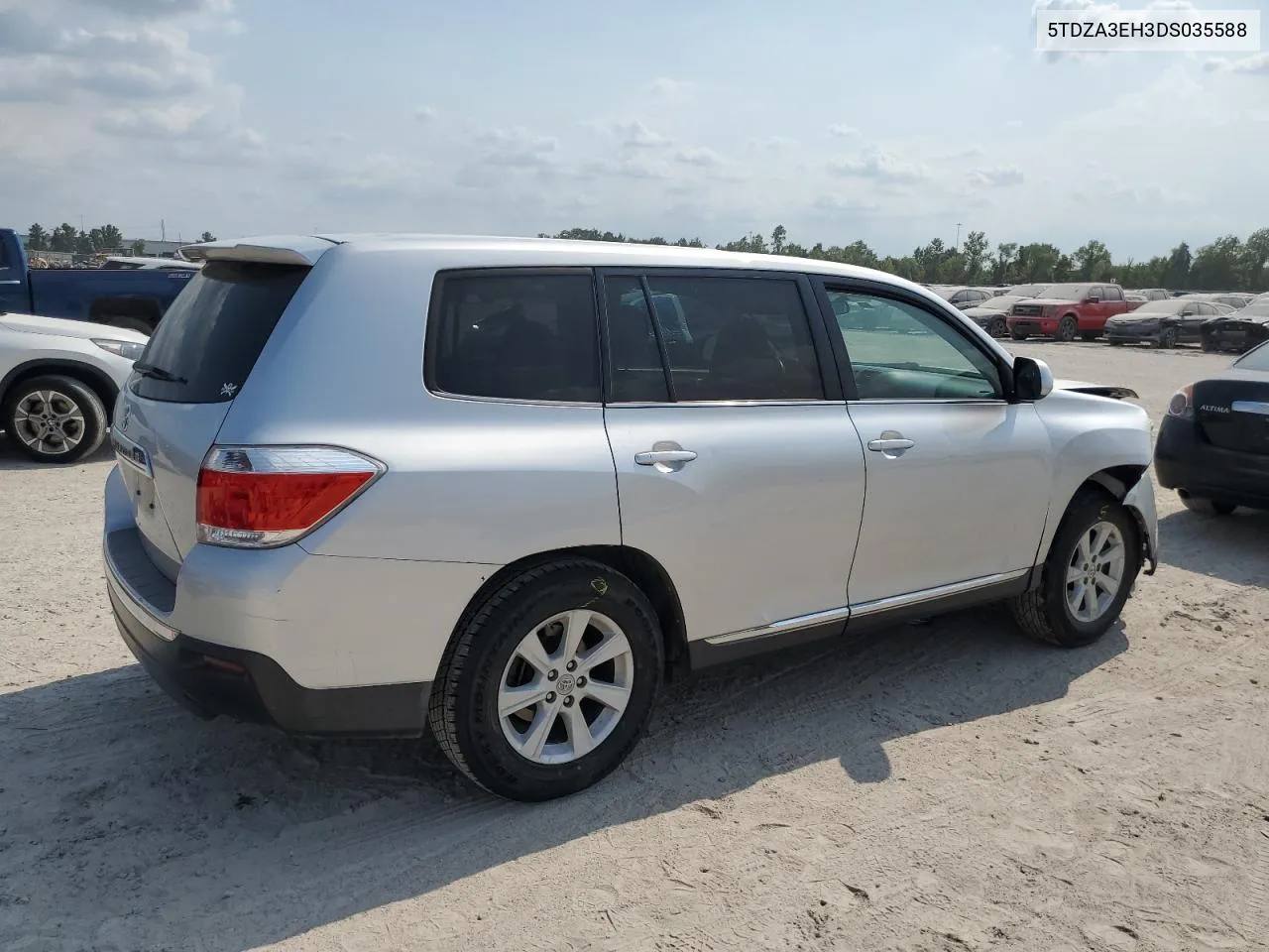 5TDZA3EH3DS035588 2013 Toyota Highlander Base