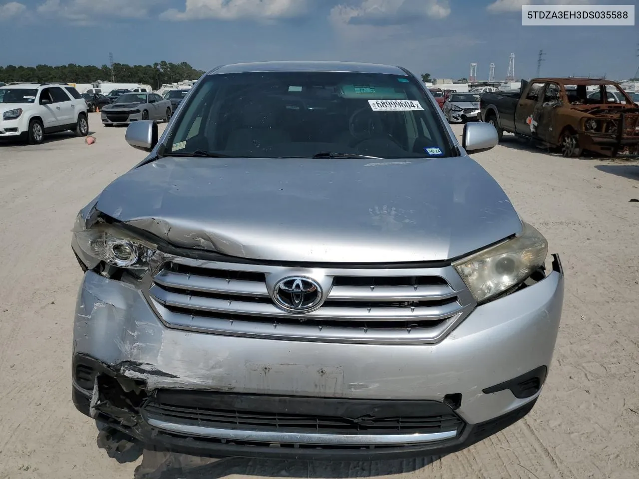 5TDZA3EH3DS035588 2013 Toyota Highlander Base