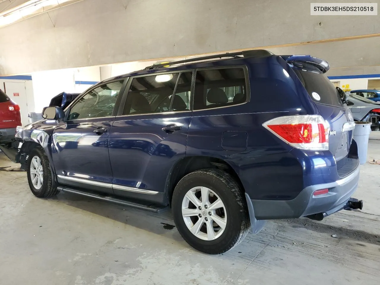 2013 Toyota Highlander Base VIN: 5TDBK3EH5DS210518 Lot: 69152734