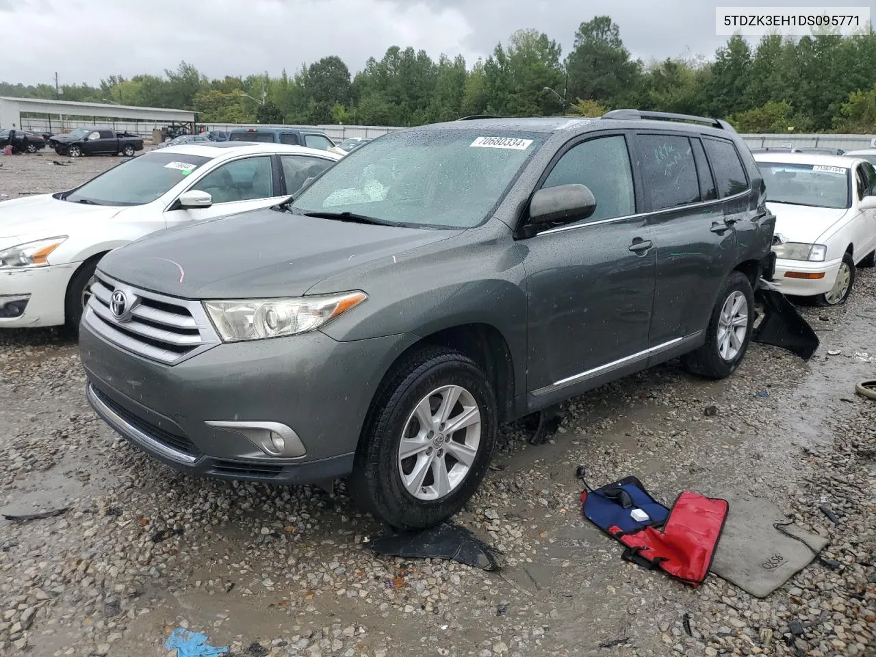 2013 Toyota Highlander Base VIN: 5TDZK3EH1DS095771 Lot: 70680334