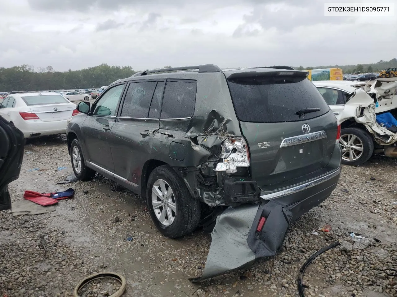 5TDZK3EH1DS095771 2013 Toyota Highlander Base