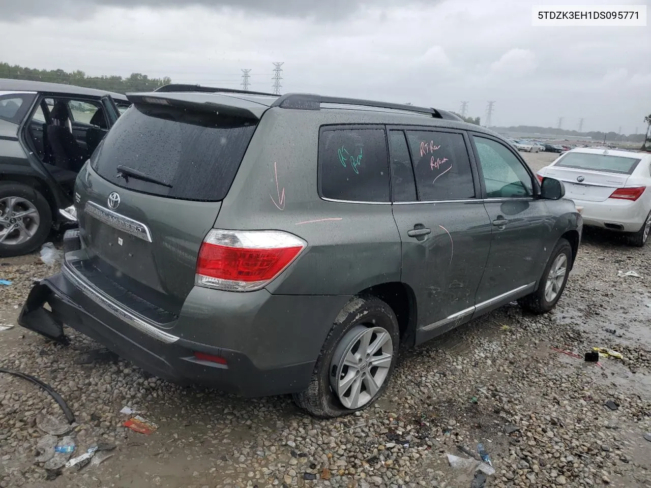 2013 Toyota Highlander Base VIN: 5TDZK3EH1DS095771 Lot: 70680334