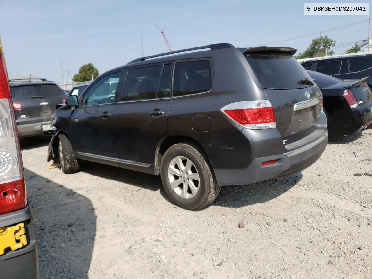 2013 Toyota Highlander Base VIN: 5TDBK3EH0DS207042 Lot: 70960994