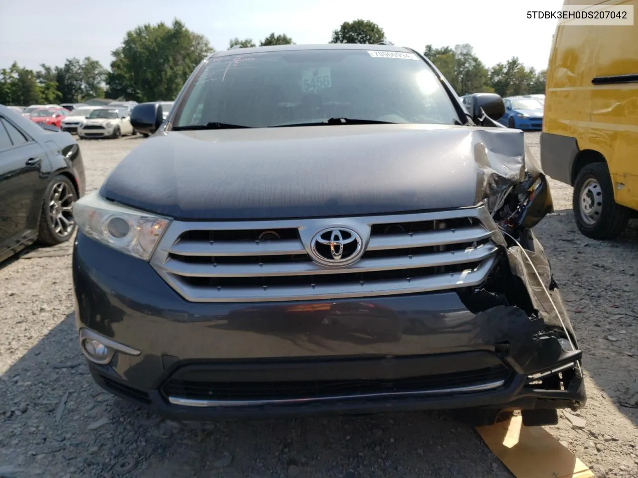 5TDBK3EH0DS207042 2013 Toyota Highlander Base