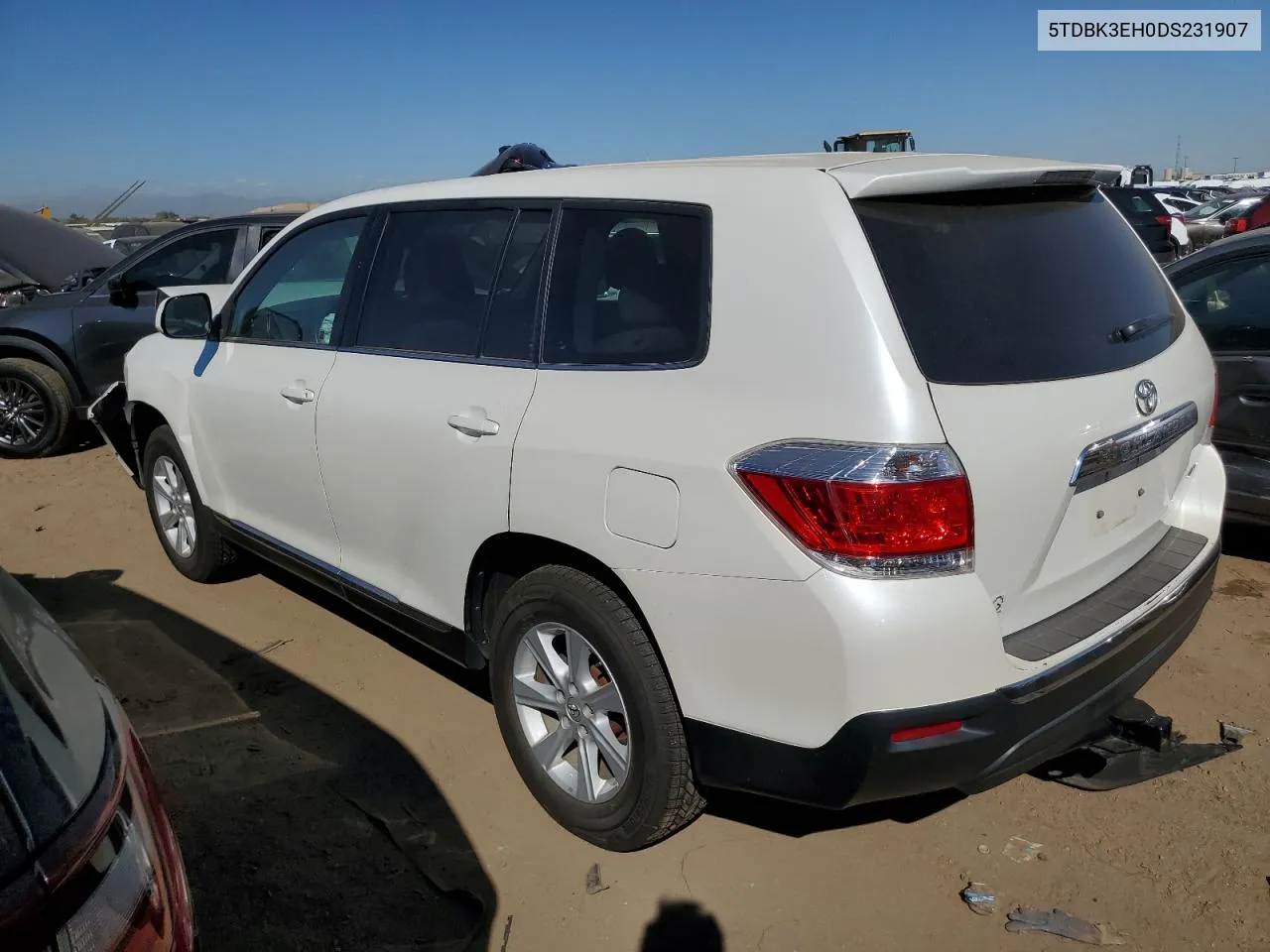 2013 Toyota Highlander Base VIN: 5TDBK3EH0DS231907 Lot: 73252754