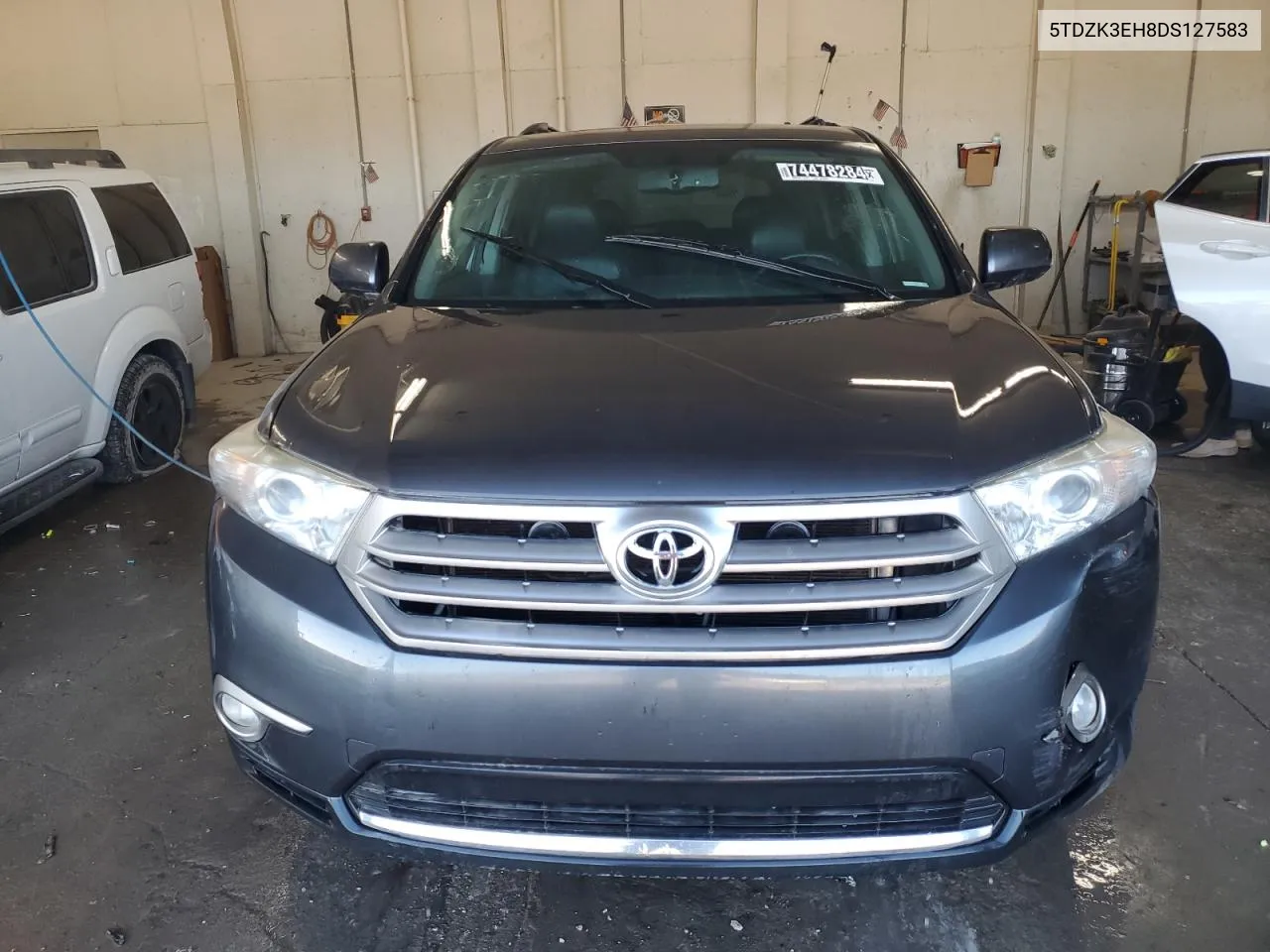 2013 Toyota Highlander Base VIN: 5TDZK3EH8DS127583 Lot: 74478284