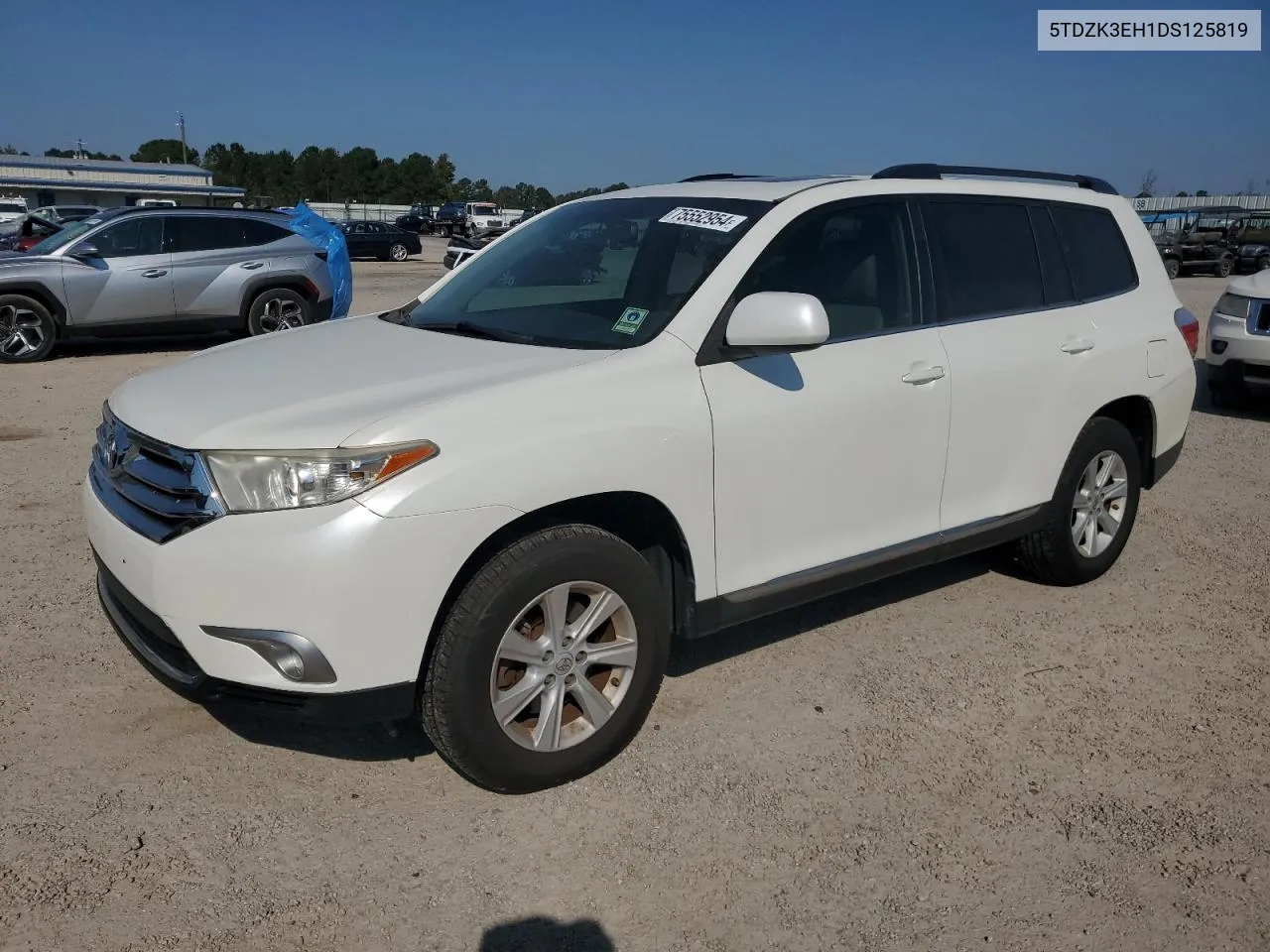 2013 Toyota Highlander Base VIN: 5TDZK3EH1DS125819 Lot: 75552954