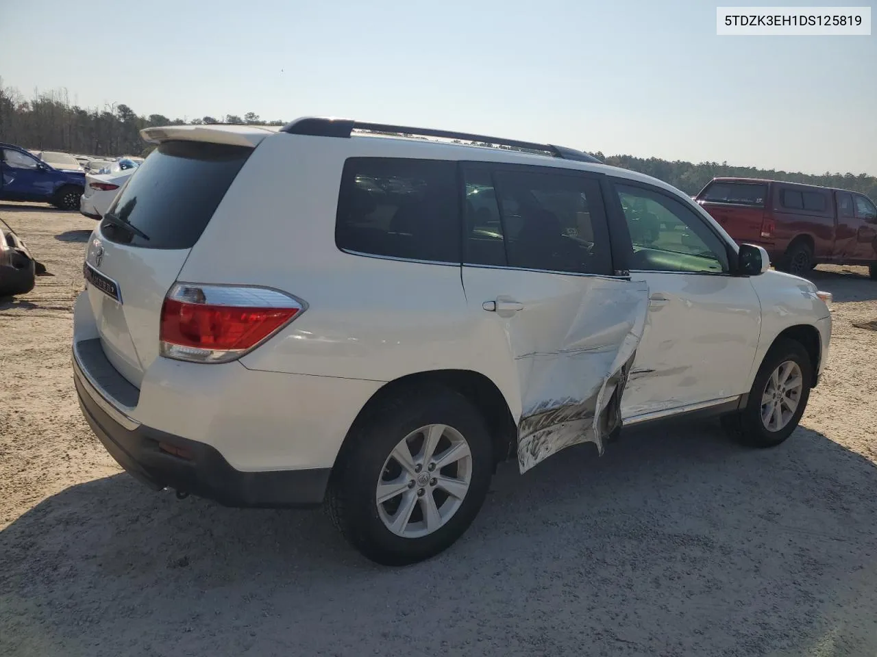 2013 Toyota Highlander Base VIN: 5TDZK3EH1DS125819 Lot: 75552954