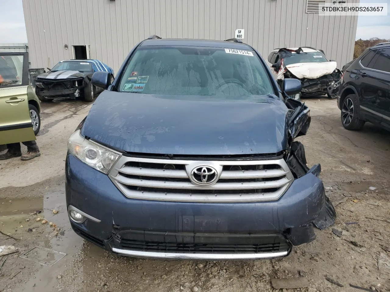 2013 Toyota Highlander Base VIN: 5TDBK3EH9DS263657 Lot: 75621514