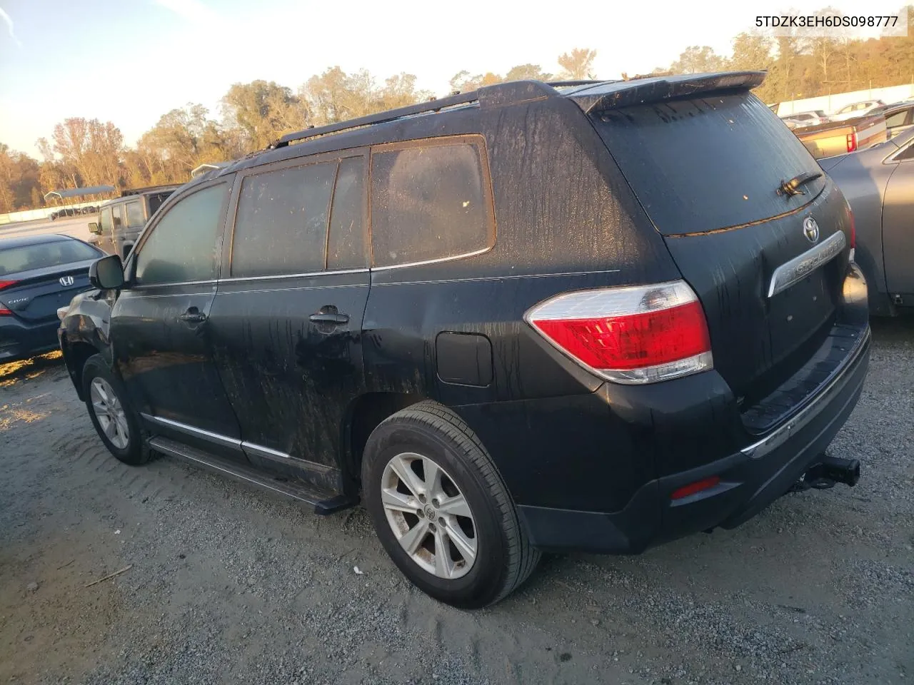 5TDZK3EH6DS098777 2013 Toyota Highlander Base