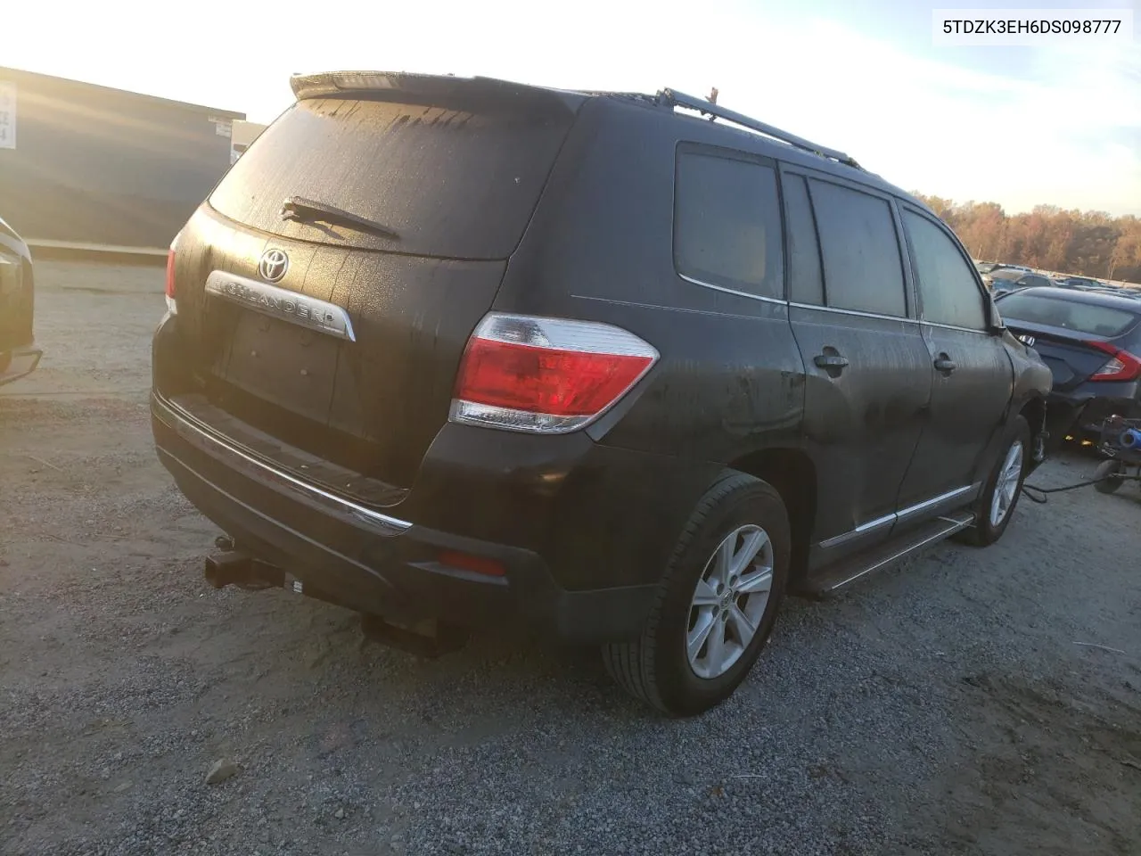 2013 Toyota Highlander Base VIN: 5TDZK3EH6DS098777 Lot: 76205594