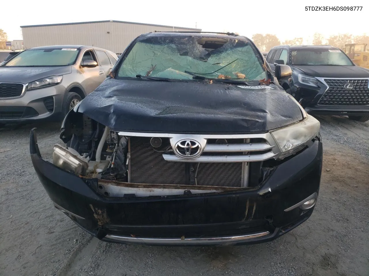 5TDZK3EH6DS098777 2013 Toyota Highlander Base