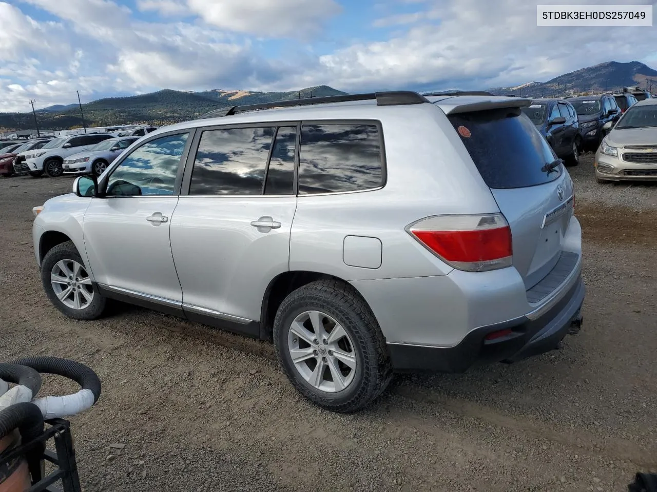 2013 Toyota Highlander Base VIN: 5TDBK3EH0DS257049 Lot: 77175754