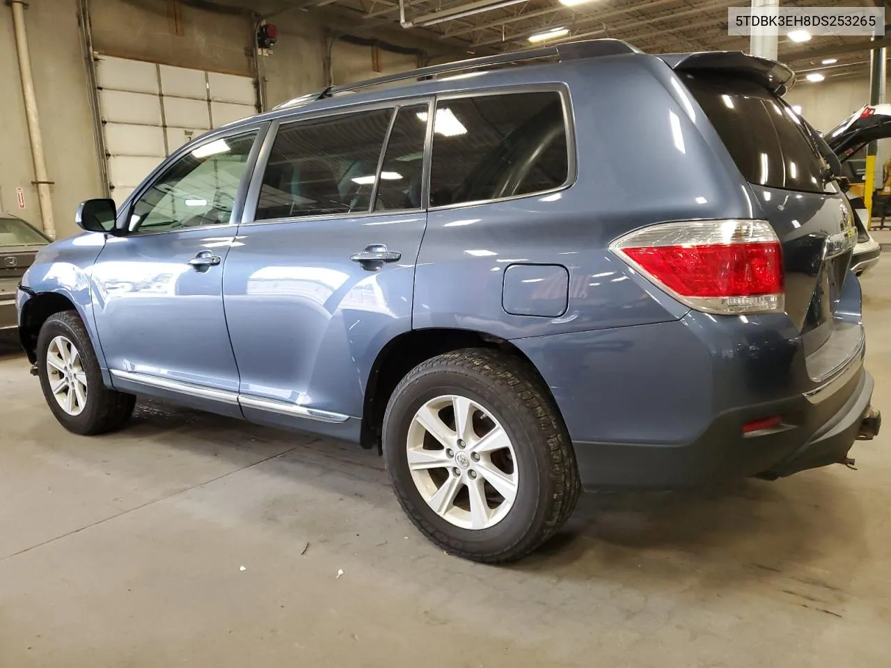 2013 Toyota Highlander Base VIN: 5TDBK3EH8DS253265 Lot: 77848504