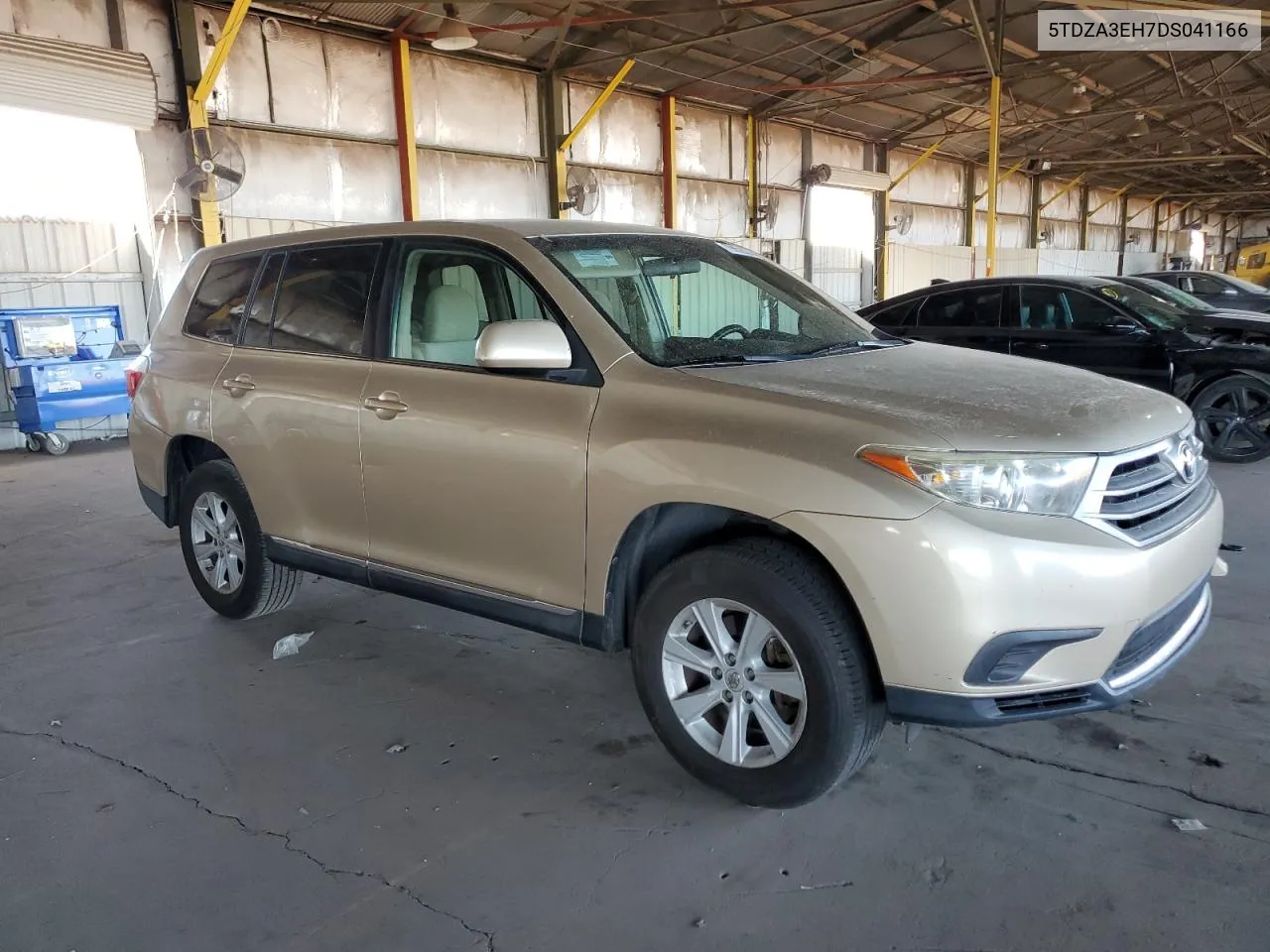 2013 Toyota Highlander Base VIN: 5TDZA3EH7DS041166 Lot: 79852824