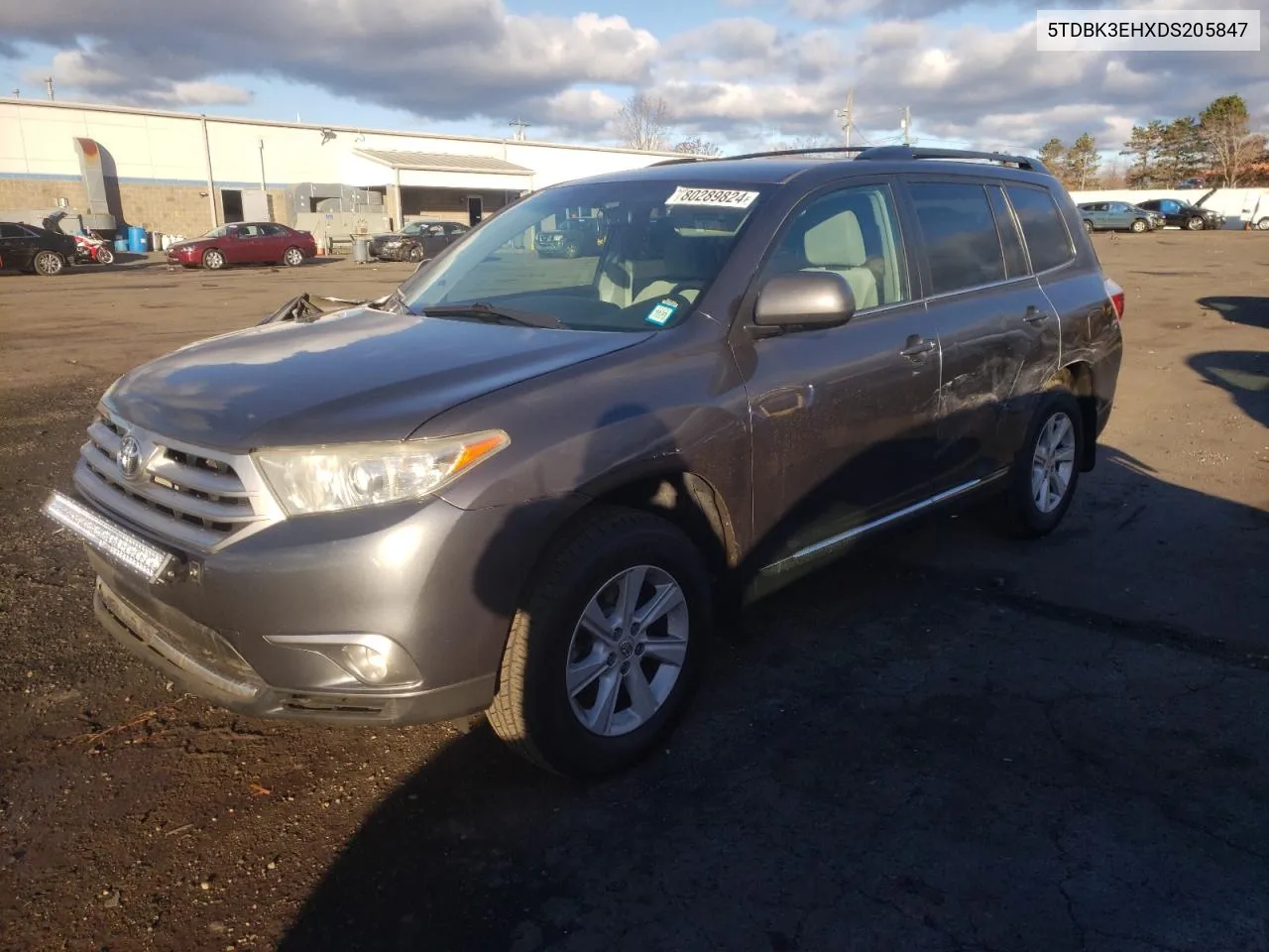 2013 Toyota Highlander Base VIN: 5TDBK3EHXDS205847 Lot: 80289824