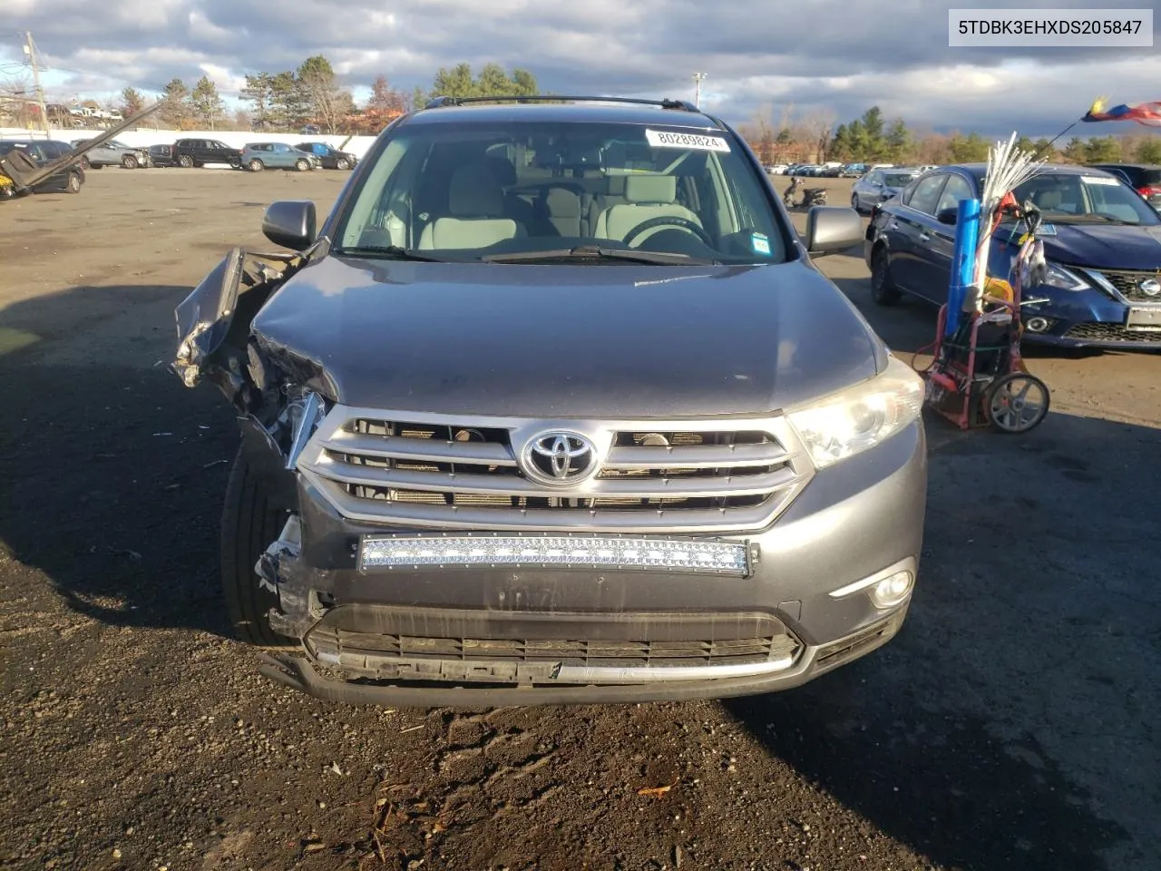 2013 Toyota Highlander Base VIN: 5TDBK3EHXDS205847 Lot: 80289824