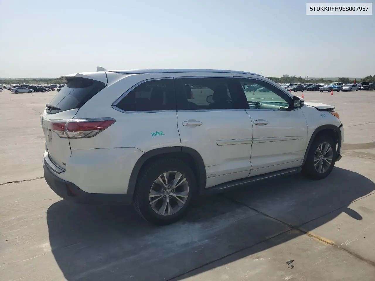 2014 Toyota Highlander Xle VIN: 5TDKKRFH9ES007957 Lot: 60588874