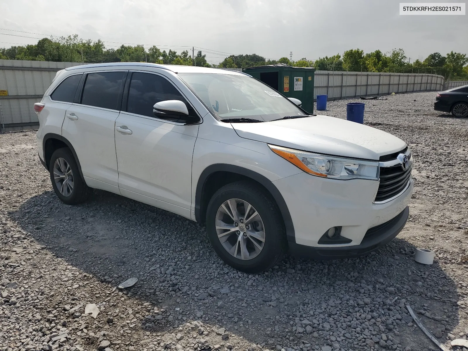 5TDKKRFH2ES021571 2014 Toyota Highlander Xle