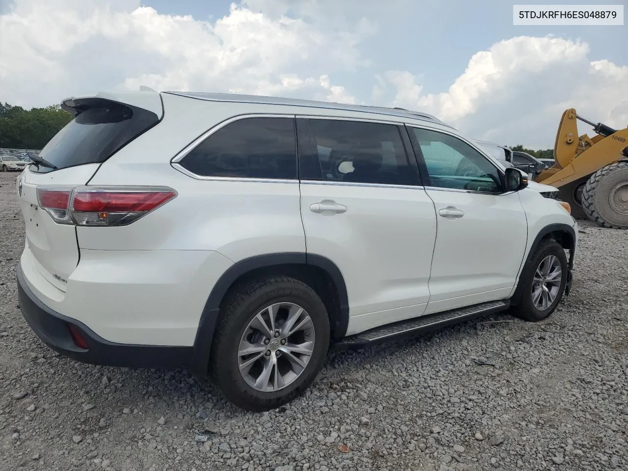 2014 Toyota Highlander Xle VIN: 5TDJKRFH6ES048879 Lot: 68228304