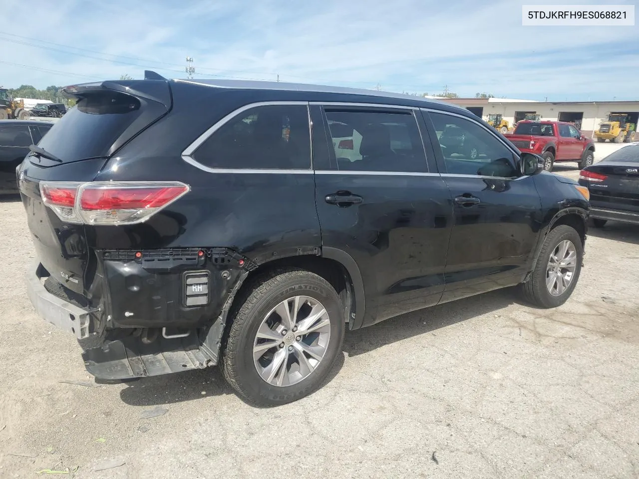 5TDJKRFH9ES068821 2014 Toyota Highlander Xle