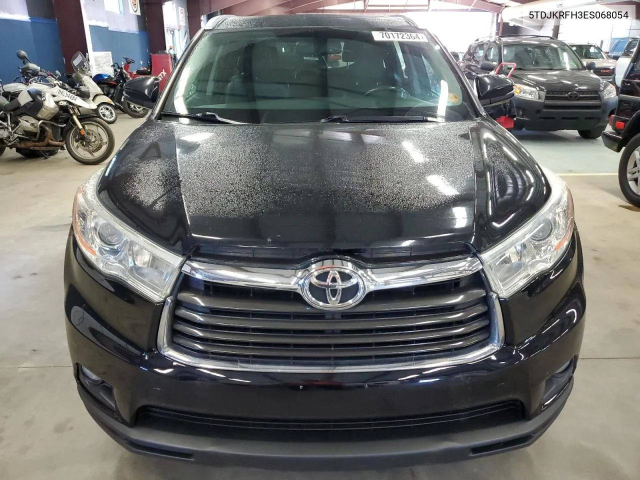 5TDJKRFH3ES068054 2014 Toyota Highlander Xle