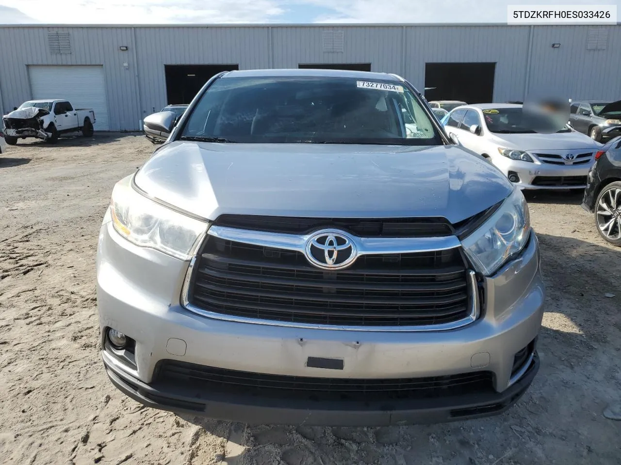 5TDZKRFH0ES033426 2014 Toyota Highlander Le