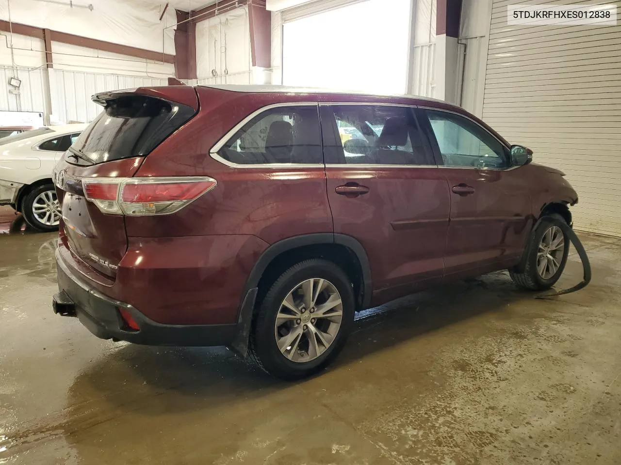 2014 Toyota Highlander Xle VIN: 5TDJKRFHXES012838 Lot: 73506184