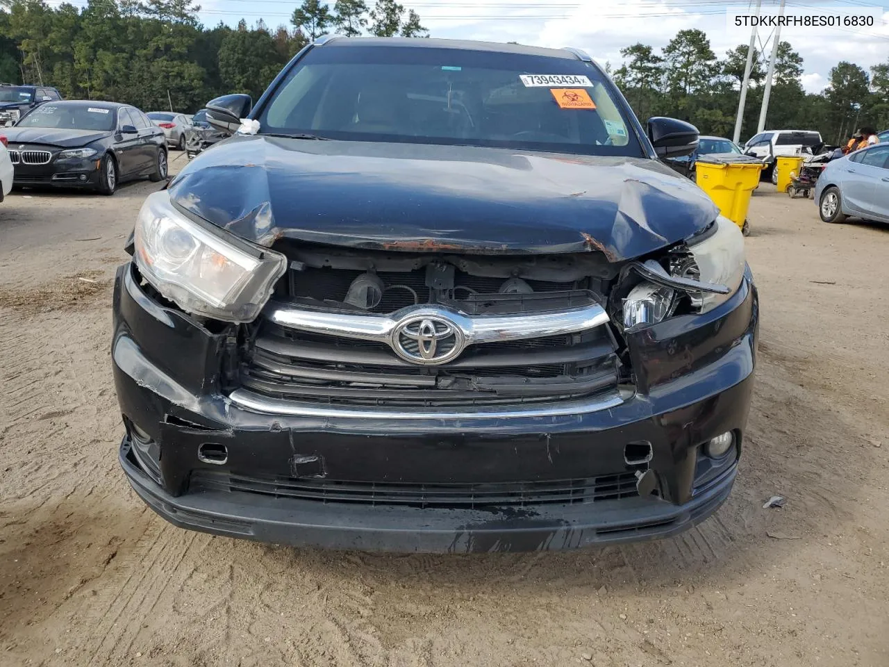 5TDKKRFH8ES016830 2014 Toyota Highlander Xle