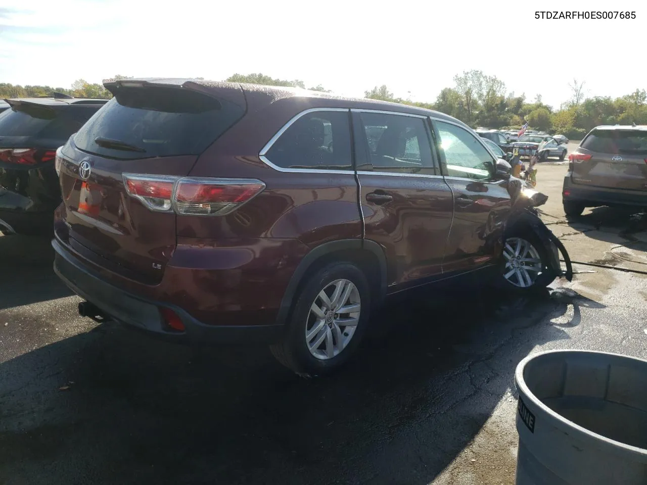 2014 Toyota Highlander Le VIN: 5TDZARFH0ES007685 Lot: 74044044