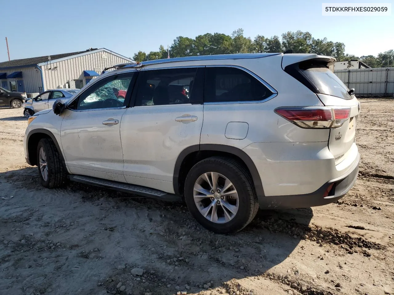 2014 Toyota Highlander Xle VIN: 5TDKKRFHXES029059 Lot: 74972434