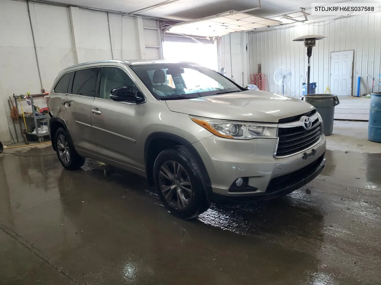 2014 Toyota Highlander Xle VIN: 5TDJKRFH6ES037588 Lot: 77797624