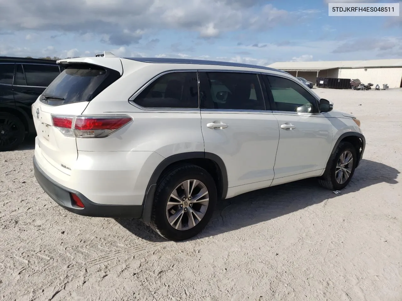 2014 Toyota Highlander Xle VIN: 5TDJKRFH4ES048511 Lot: 78232754