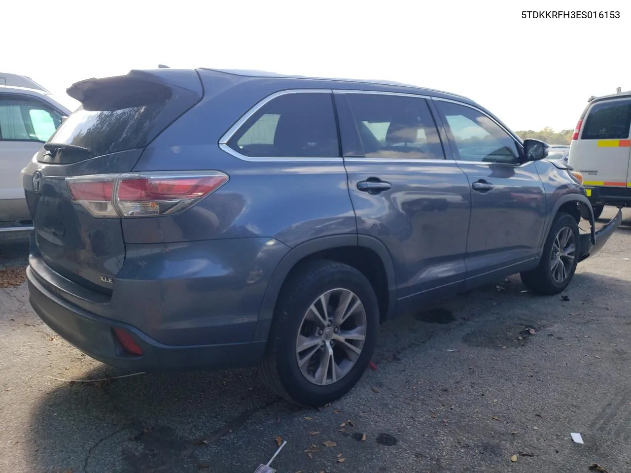 2014 Toyota Highlander Xle VIN: 5TDKKRFH3ES016153 Lot: 78358114