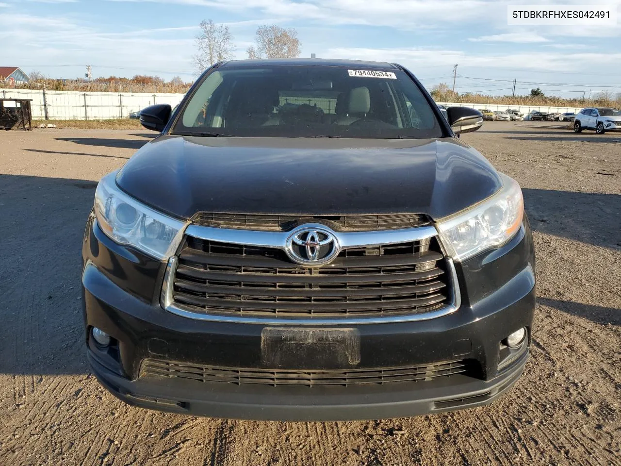 2014 Toyota Highlander Le VIN: 5TDBKRFHXES042491 Lot: 79440534