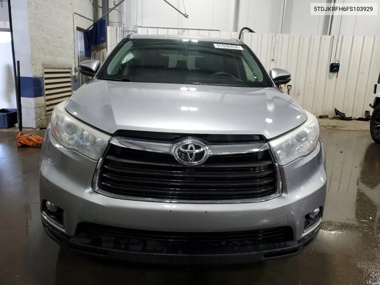 5TDJKRFH6FS103929 2015 Toyota Highlander Xle