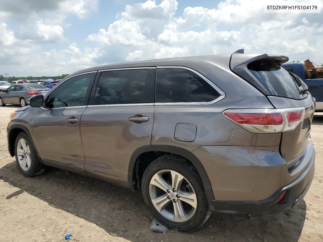 2015 Toyota Highlander Le VIN: 5TDZKRFH1FS104179 Lot: 56071794