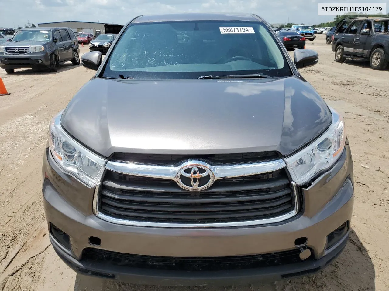 2015 Toyota Highlander Le VIN: 5TDZKRFH1FS104179 Lot: 56071794