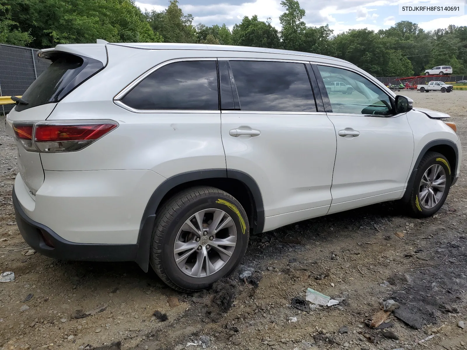 2015 Toyota Highlander Xle VIN: 5TDJKRFH8FS140691 Lot: 58352224